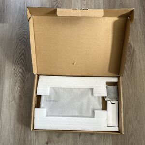 Samsung Chromebook Laptop XE310XBA-KC1US 11.6 Intel Celeron N4020 4GB Ram Google